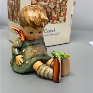 Friend or Foe Hummel